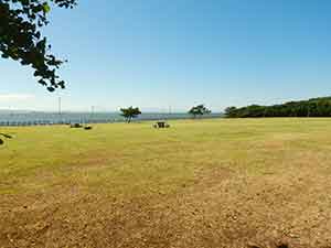 富津みなと公園の海岸沿い歩道