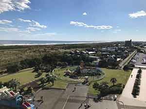 展望台の頂上から見た蓮沼海浜公園