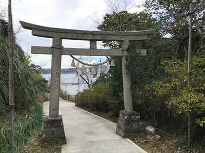遠見岬神社の鳥居